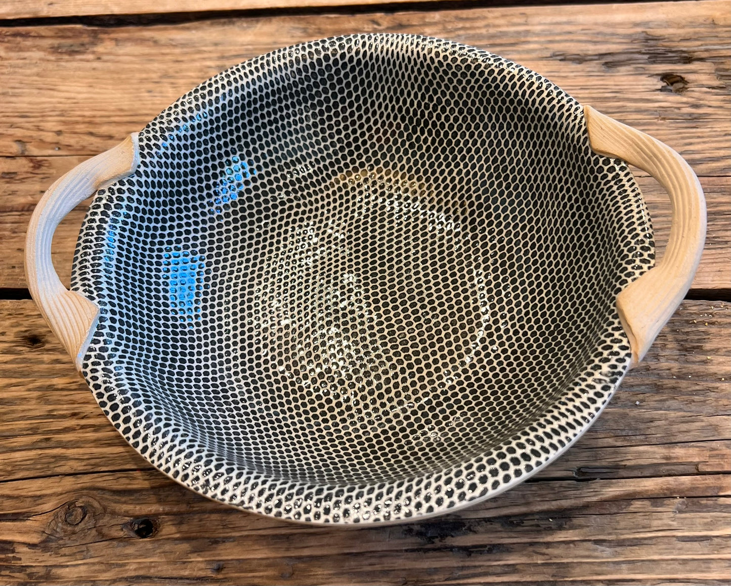 9" Veg Bowl w/ Handles Honeycomb