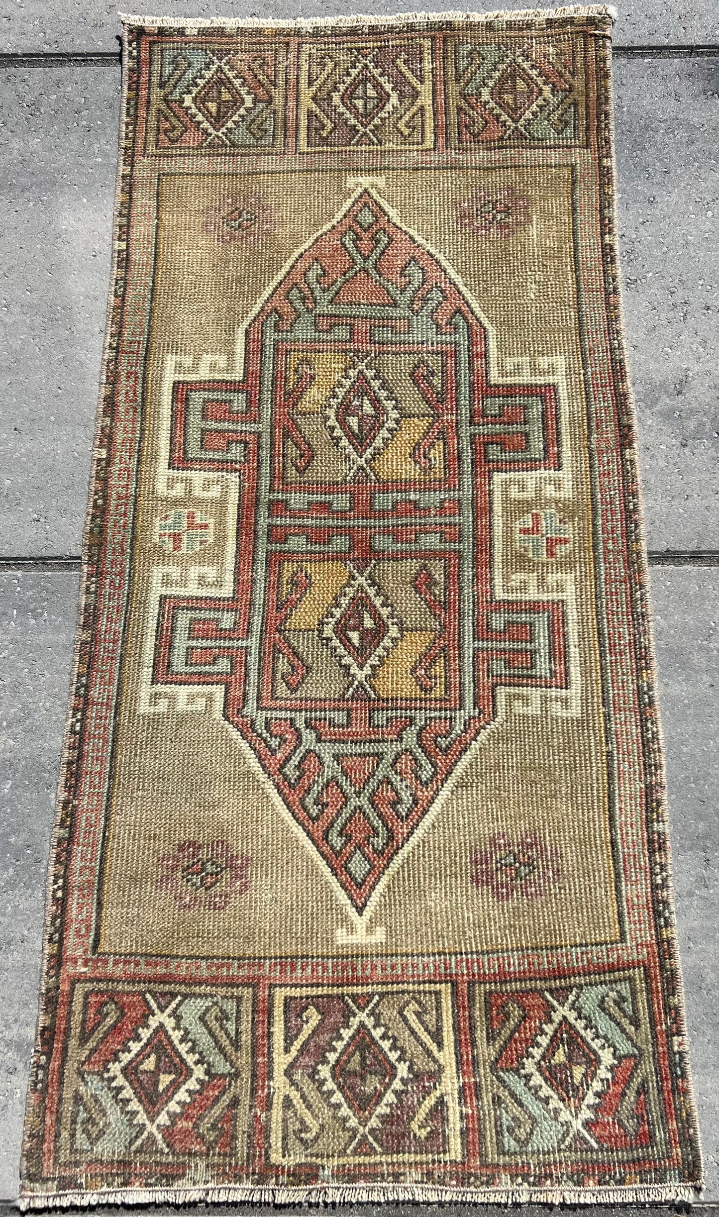Vintage Turkish Yastik Rug J79145