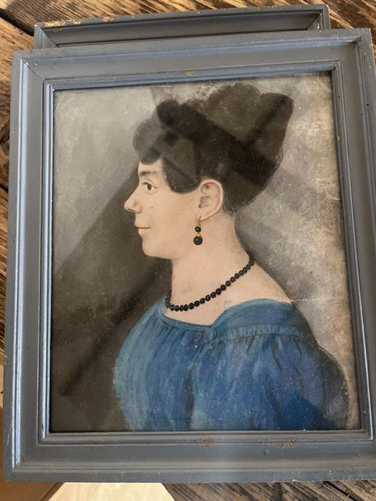 Artwork - Blue Frame Brunette Facing Left