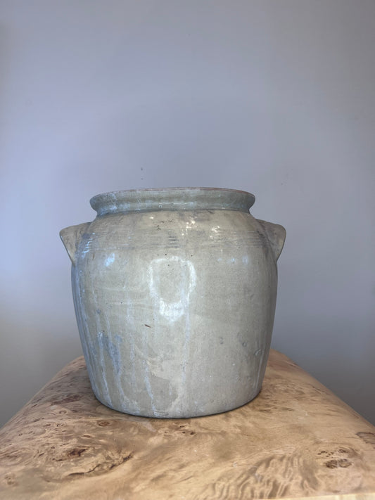 Vintage Cream White Urn