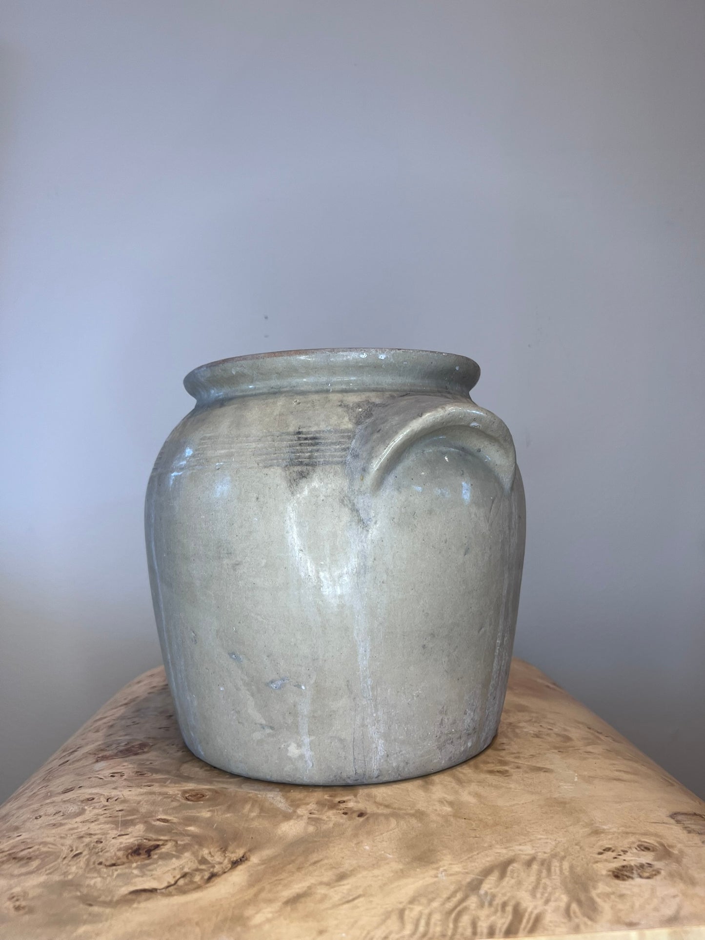 Vintage Cream White Urn