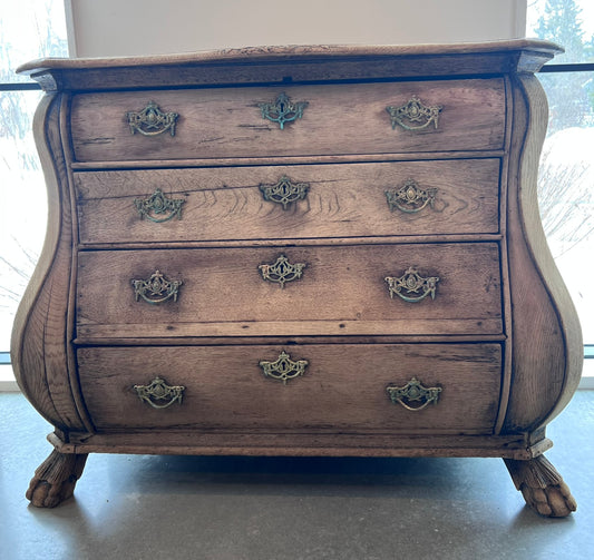 19th Century French Oak Commode (Dresser)