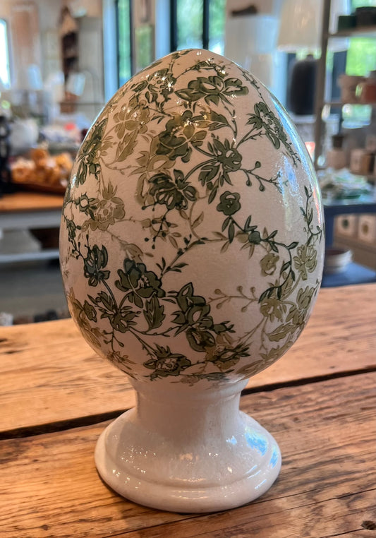 Medium Ceramic White/Green Egg