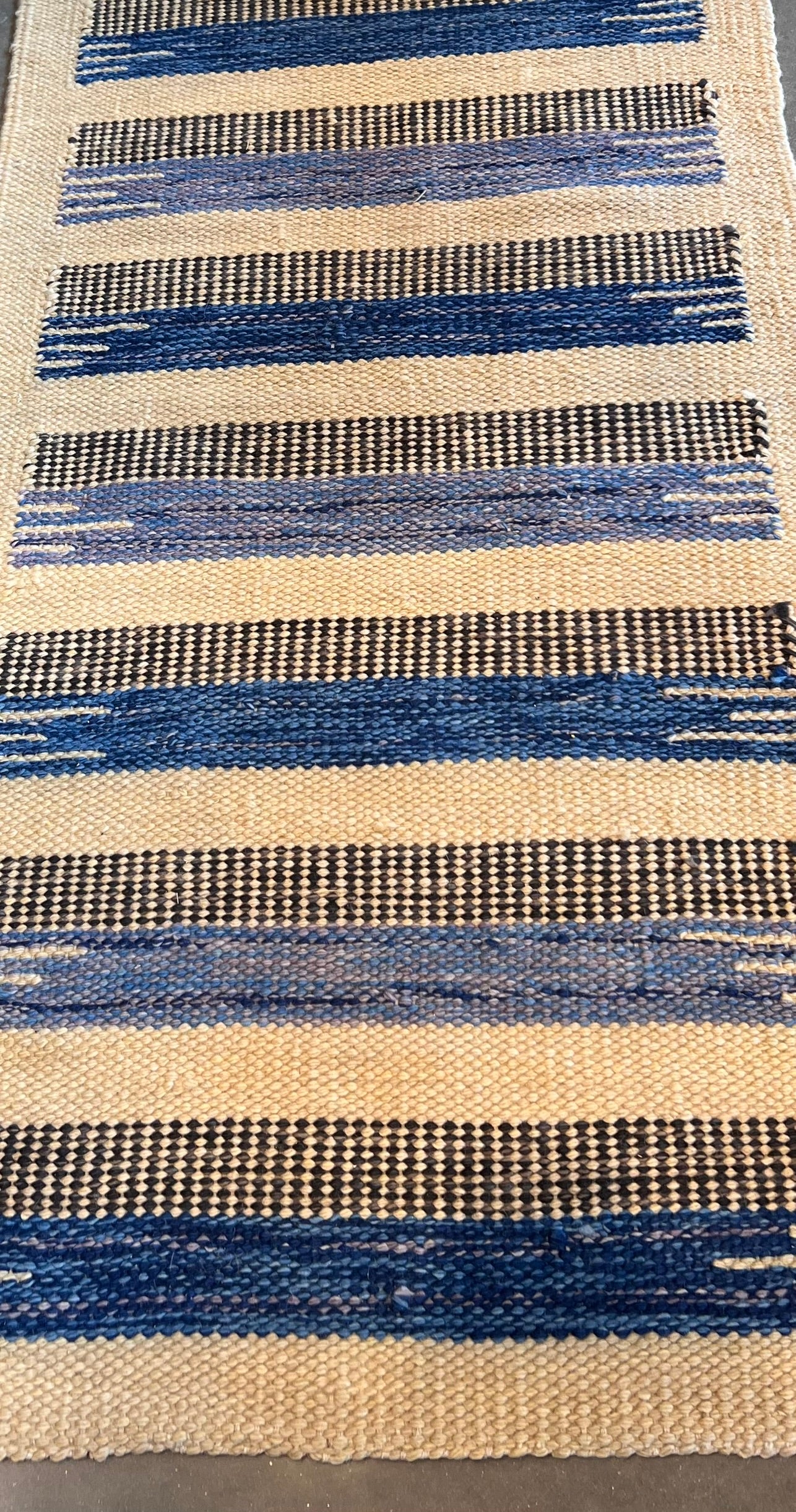 New Pakistani Scandinavian Rug J88743