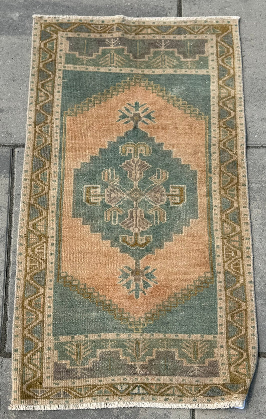 Vintage Turkish Yastik Rug J79133