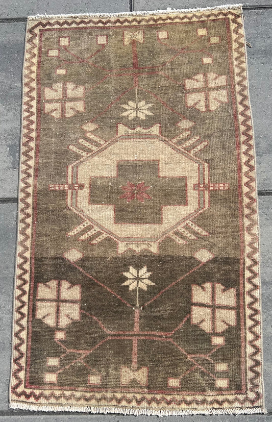 Vintage Turkish Yastik Rug J79137