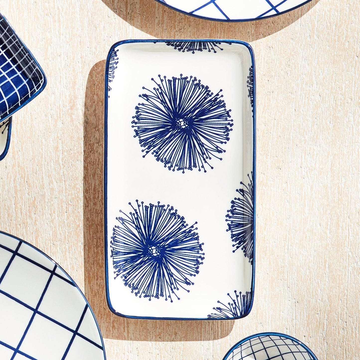 Stria Starburst 8" Tray