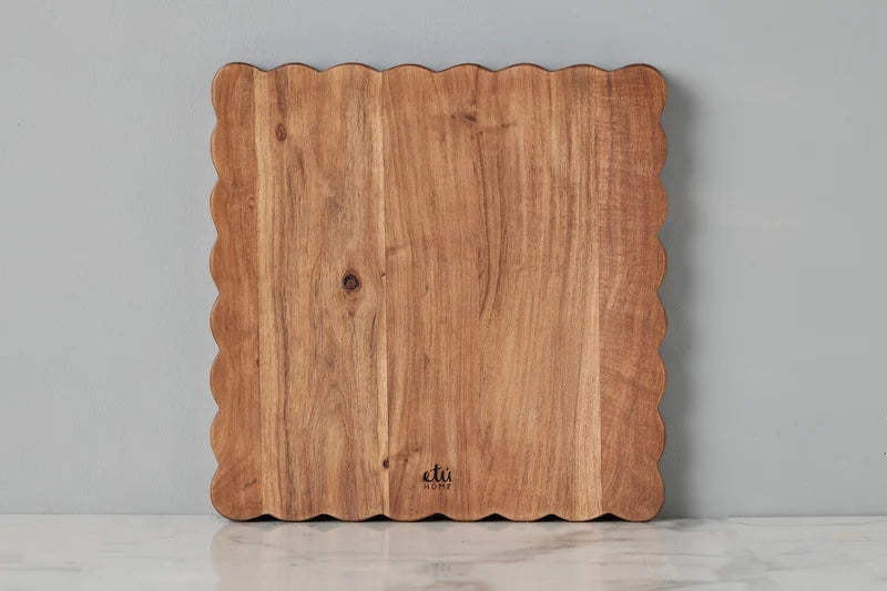 Square Scalloped Cutting Board