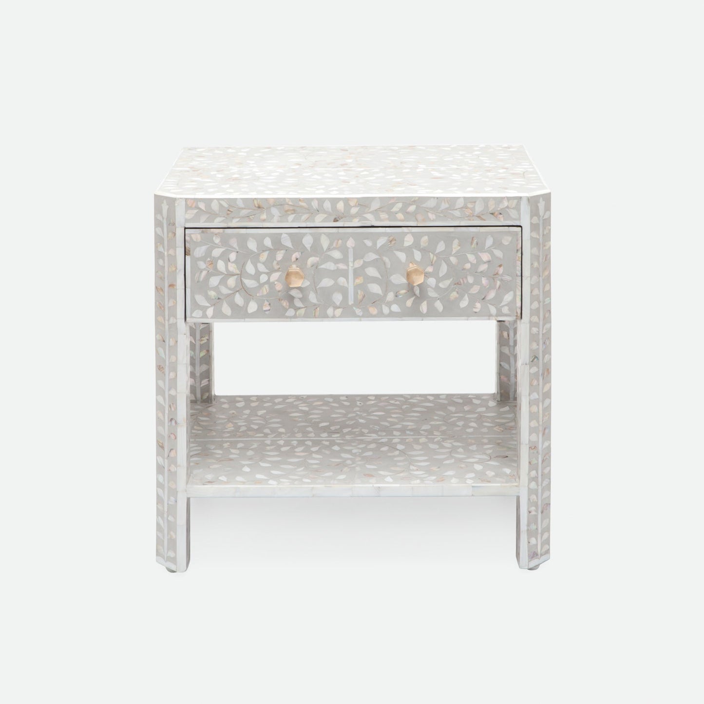 Hessa Nightstand