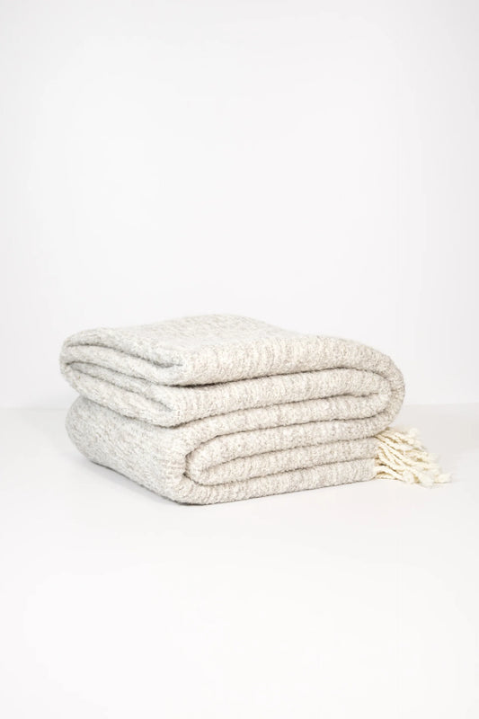 Roscoso Throw Blanket