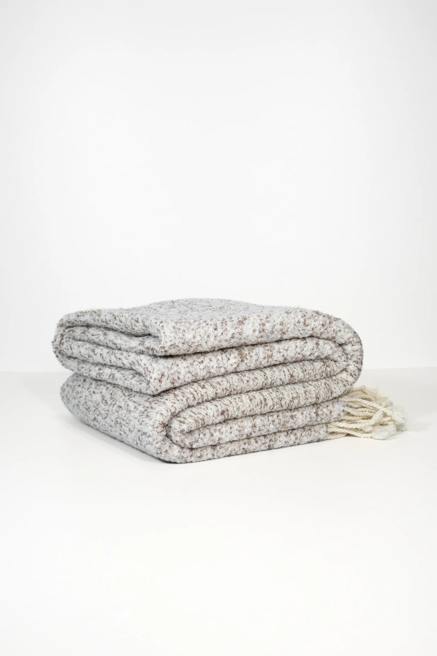 Roscoso Throw Blanket